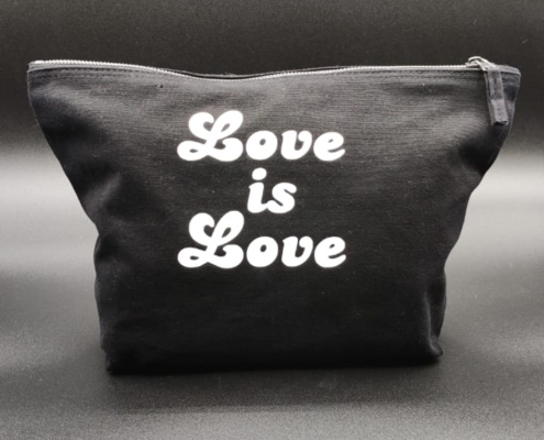 Foto della Pochette love is love by Stigma Lab